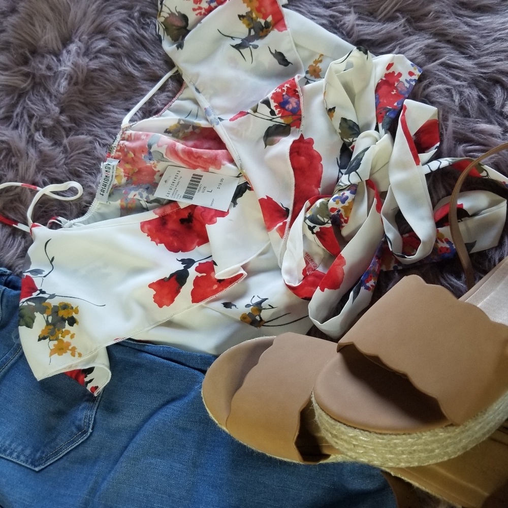 Wrap around top